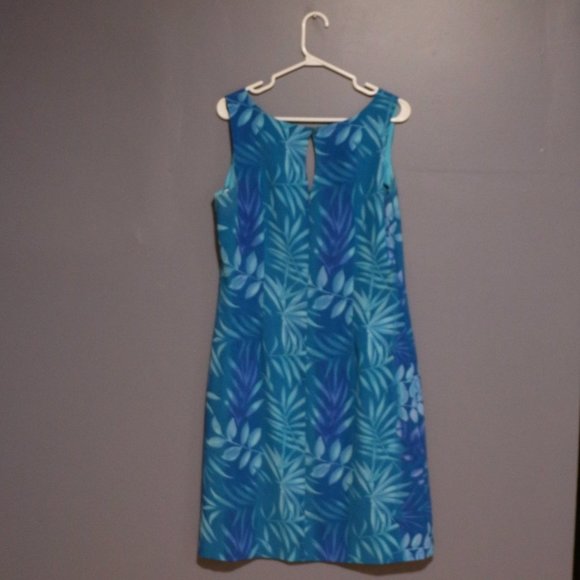 Blue Dress - Picture 2 of 3